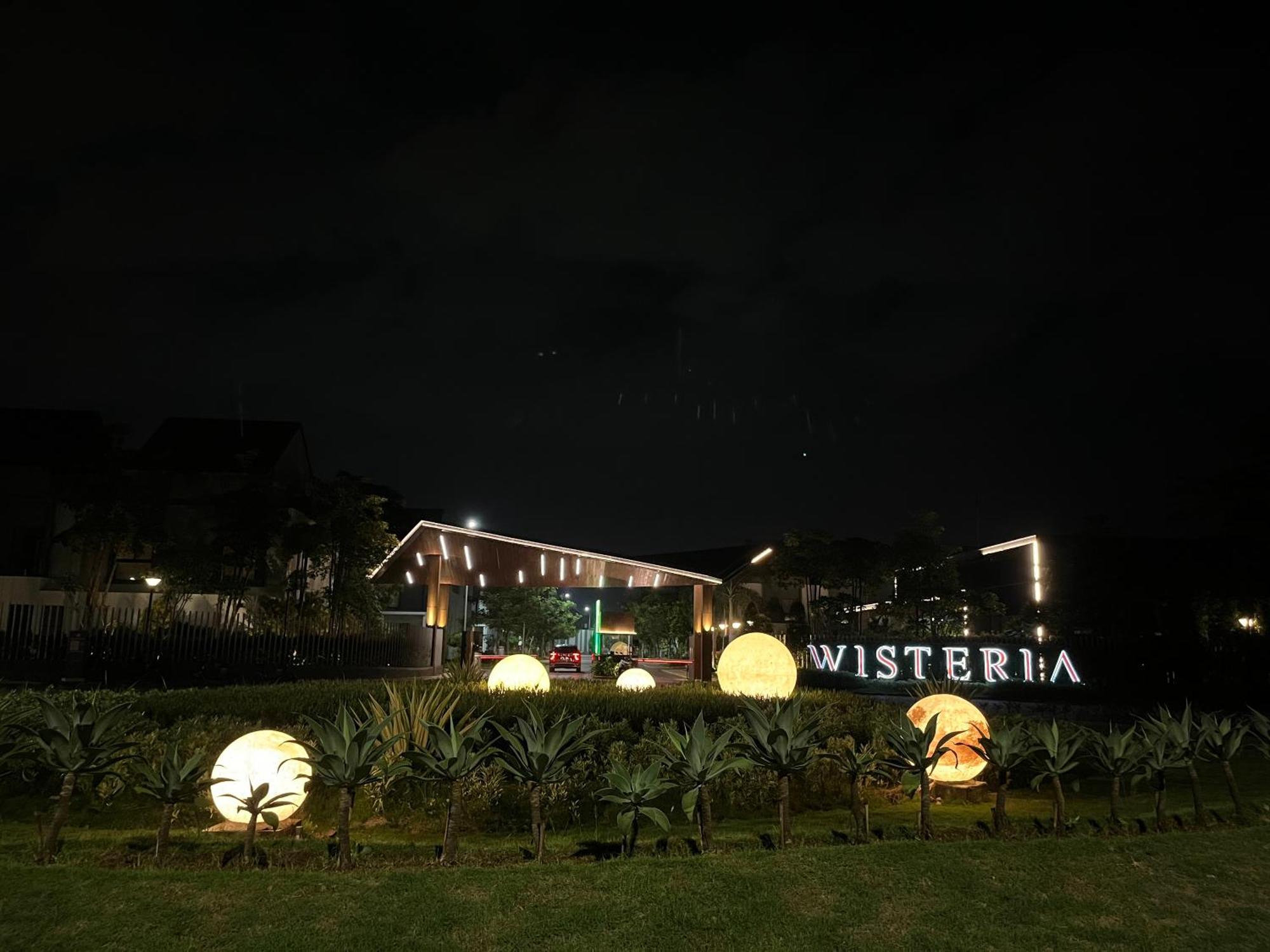 2 Floor Cozy House In Wisteria Jakarta Garden City Exteriör bild