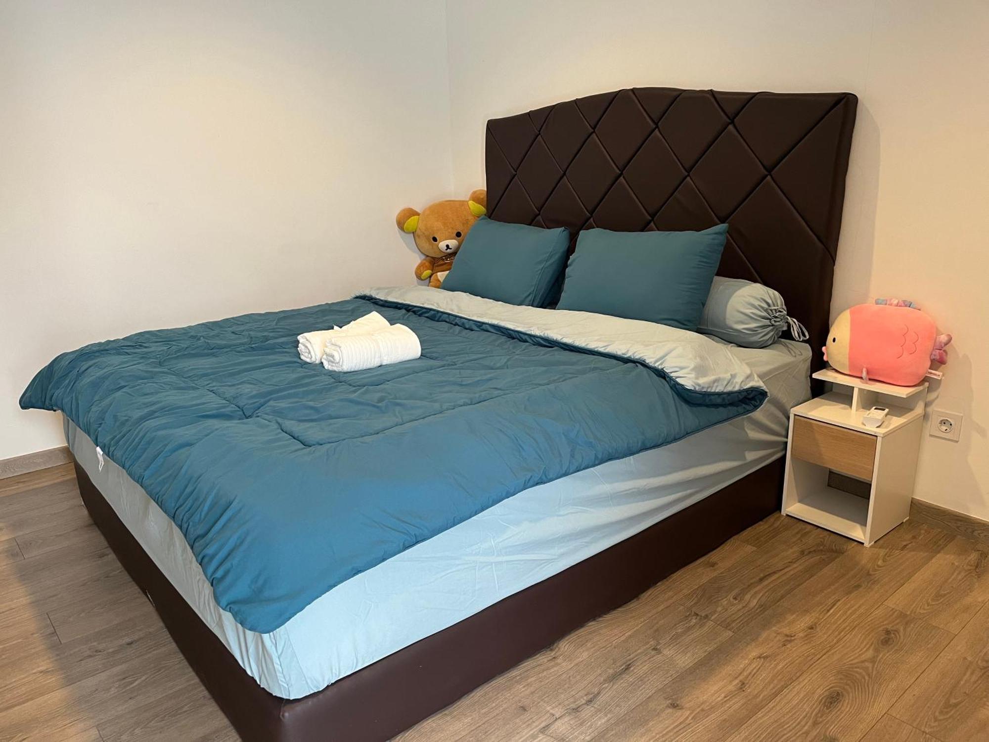 2 Floor Cozy House In Wisteria Jakarta Garden City Exteriör bild